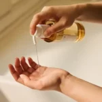 Visit غسول زيتي بعشبة السينتيلا من سكين 1004 - 30 مل